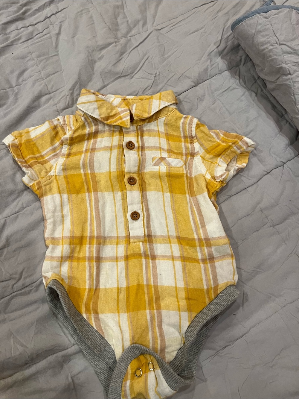 Me & Henry onesie. Size 6-9 months